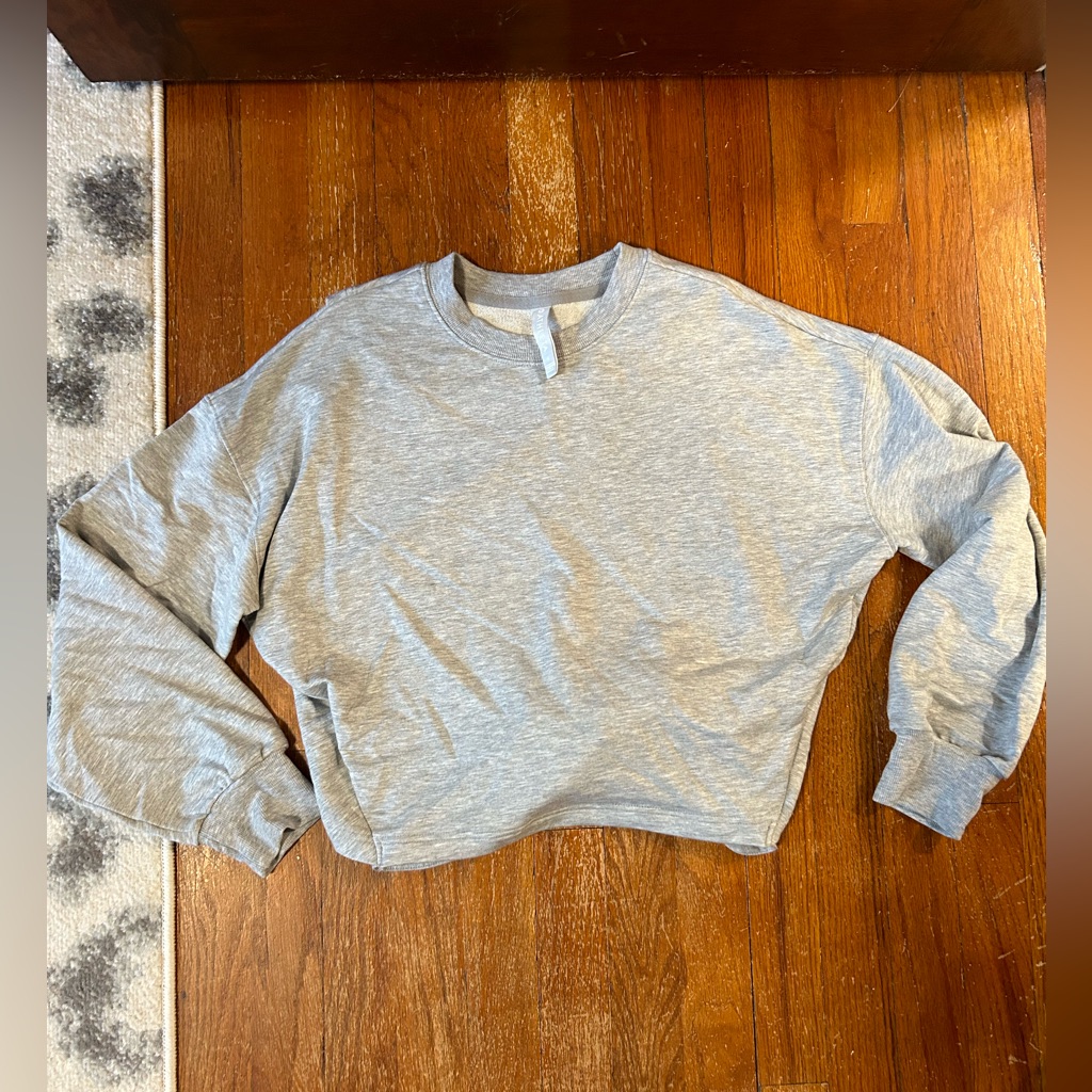 Athleta Gray Oasis Yoga Tie Back Sweatshirt